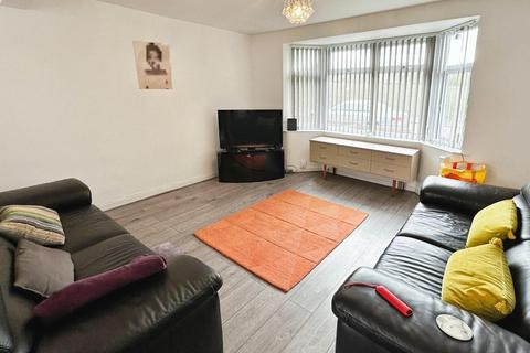 3 bedroom end of terrace house for sale, Argyle Road , Bristol, BS16 3NE