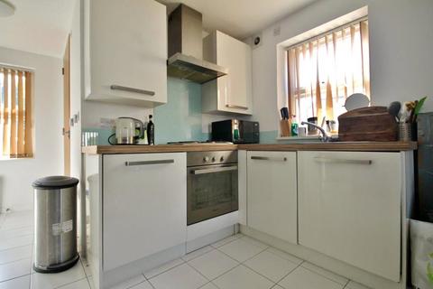 undefined, Bath Road, West Drayton, UB7