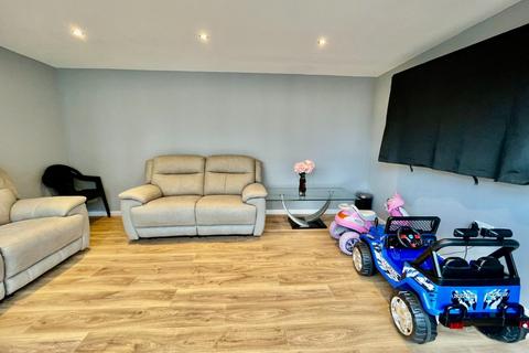 6 bedroom detached house for sale, Sparrow Drive, Stevenage