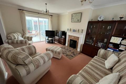 4 bedroom detached house for sale, Chalkdown, Stevenage, SG2 7BG