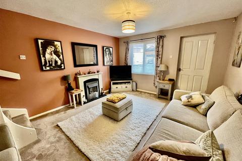 21 Amiens Close, Darlington, DL3 0UL