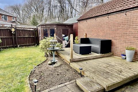 21 Amiens Close, Darlington, DL3 0UL