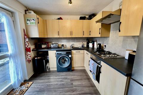21 Amiens Close, Darlington, DL3 0UL
