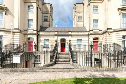 2 bedroom apartment to rent, Kings Road, Berkshire, RG1
