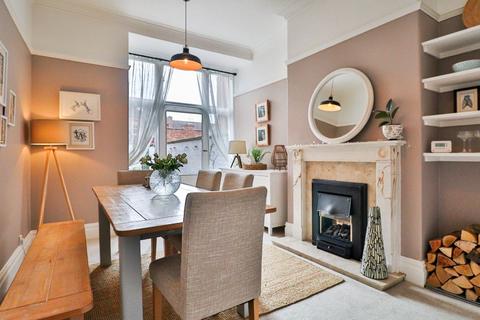 65 Langholm Crescent, Darlington, DL3 7SX