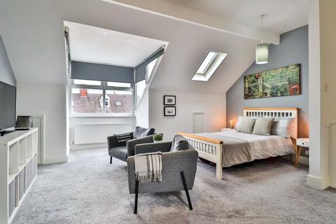 65 Langholm Crescent, Darlington, DL3 7SX