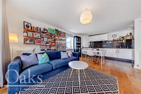 82 Watson Place, London, SE25 5FA