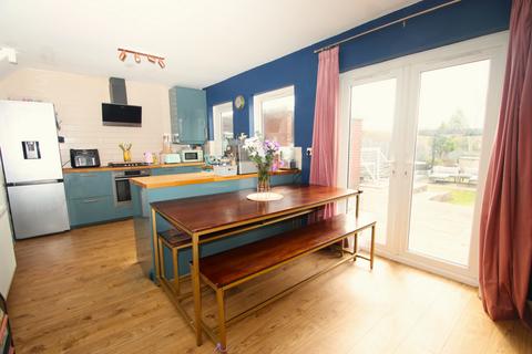 3 bedroom semi-detached house for sale, Repton Road, Orpington, BR6