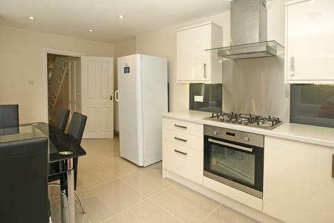 4 bedroom terraced house to rent, Claybrook Road,  London, W6