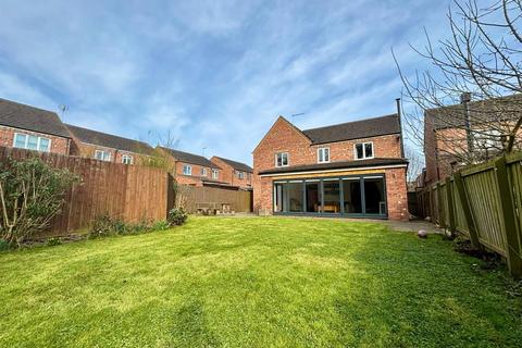 5 bedroom detached house for sale, Farrants Way, Hornsea