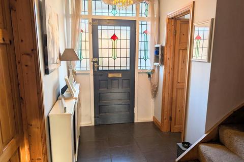 5 bedroom semi-detached house for sale, 3 Mytton Grove, Shrewsbury, SY3 8UF