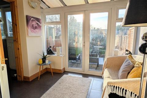 5 bedroom semi-detached house for sale, 3 Mytton Grove, Shrewsbury, SY3 8UF