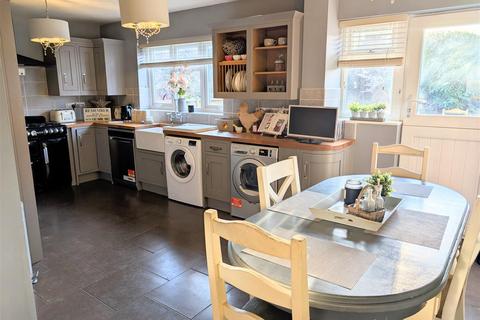 5 bedroom semi-detached house for sale, 3 Mytton Grove, Shrewsbury, SY3 8UF
