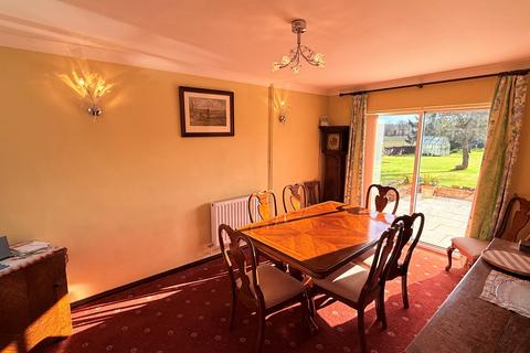50 Camp Hill, Bugbrooke, Northampton, NN7 3PH