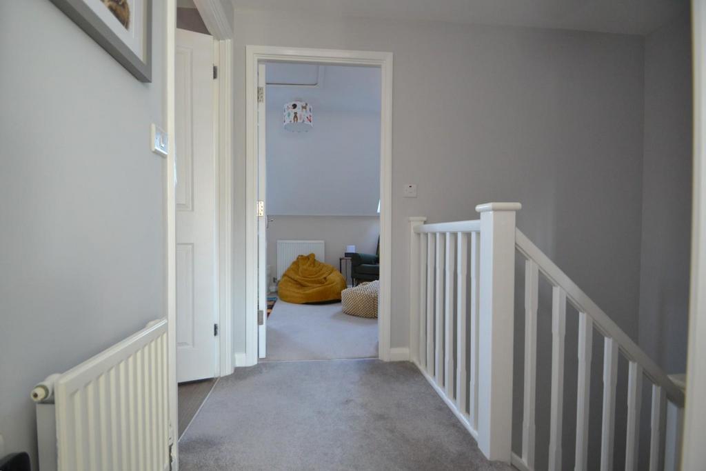 Galleried landing.JPG