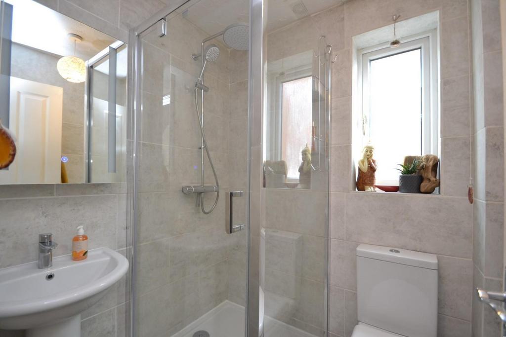 En-Suite.JPG