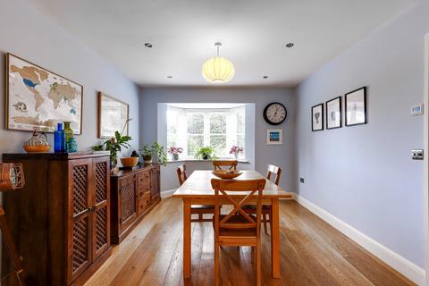 1 Deacons Place, Buntingford, SG9 9FT