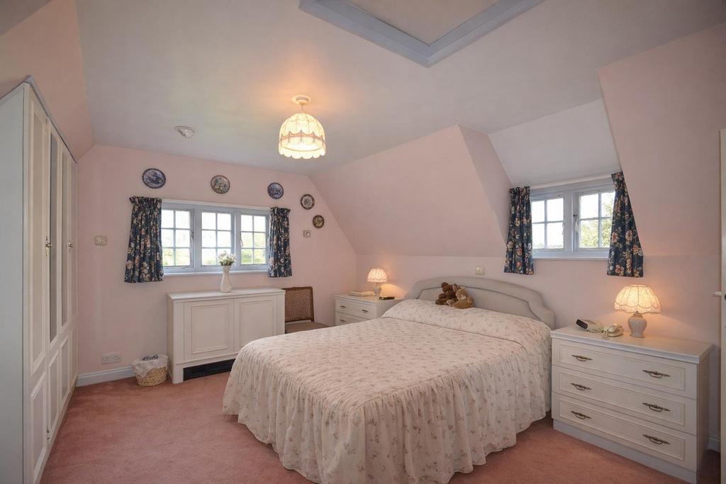 Master Bedroom.jpg
