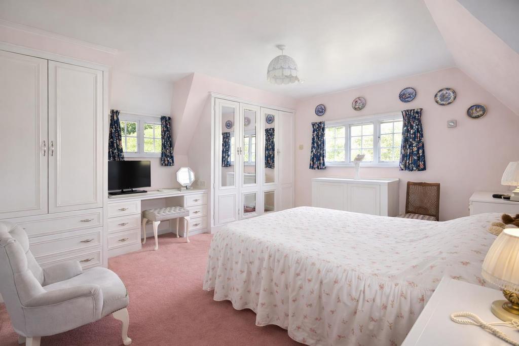Master Bedroom 2.jpg