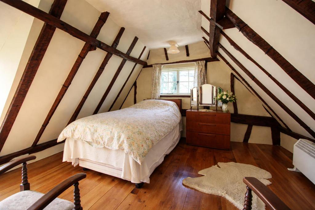Bedroom 3.jpg