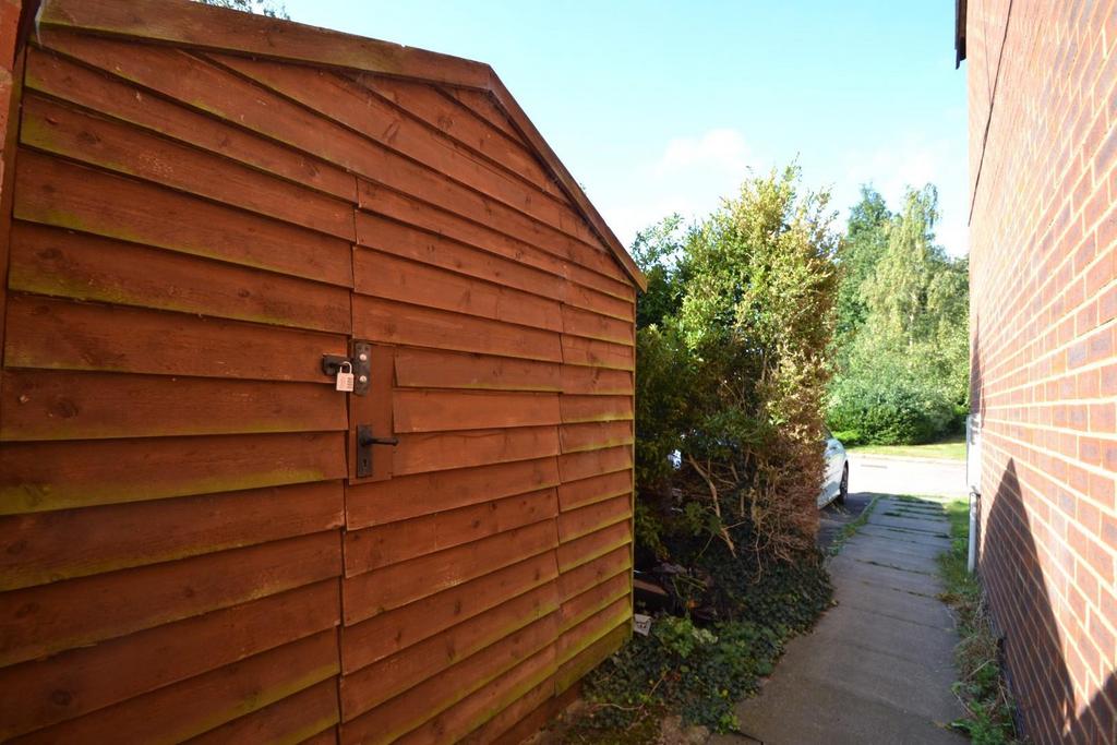 Shed.JPG