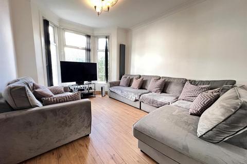 3 bedroom house for sale, Grange Road, Ilford