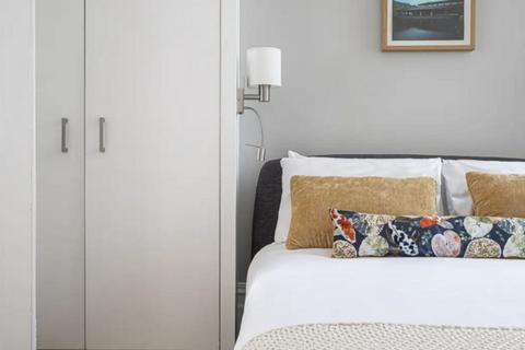 1 bedroom apartment to rent, Kensington Church Street, London, W8