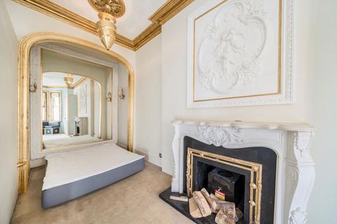 1 bedroom flat for sale, Sinclair Gardens, London W14
