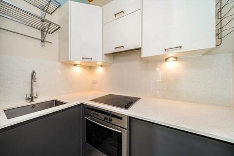 1 bedroom flat for sale, Sinclair Gardens, London W14