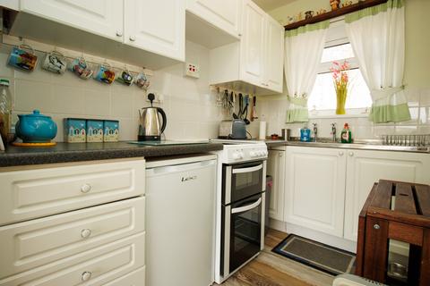2 bedroom semi-detached bungalow for sale, Blue Dolphin Holiday Centre, Gristhorpe YO14