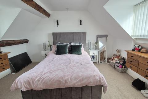 2 bedroom cottage for sale, Bull Street, Southam, CV47