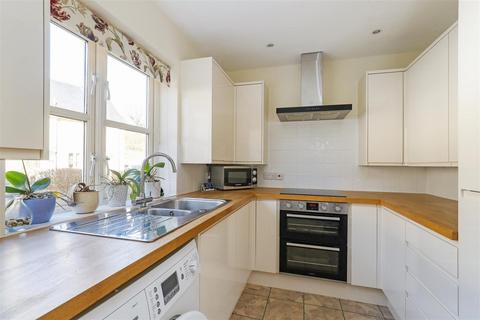 2 bedroom retirement property for sale, Millbrook Walk, Inchbrook