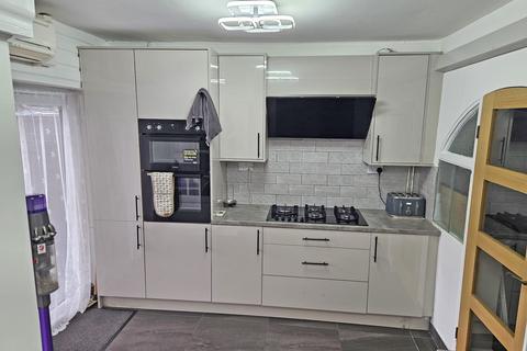 3 bedroom terraced house for sale, Norman Road, Ilford, Essex, IG1