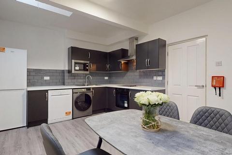 3 bedroom flat to rent, Greenbank Road, Plymouth PL4