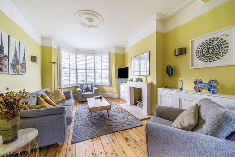 16 Princes Avenue, London, N22 7SA