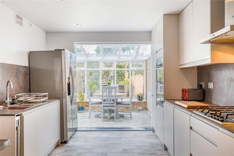 16 Princes Avenue, London, N22 7SA
