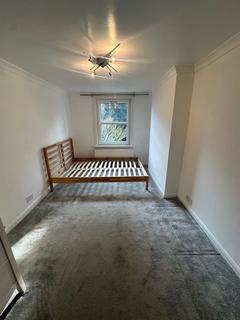 1 bedroom flat to rent, Dunstans Road, London, SE22