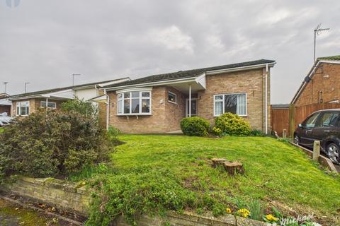 2 bedroom detached bungalow for sale, Wenwell Close, Aston Clinton, Aylesbury, Buckinghamshire