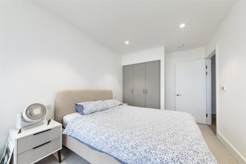 1 bedroom apartment for sale, Fifty Seven East, London E8