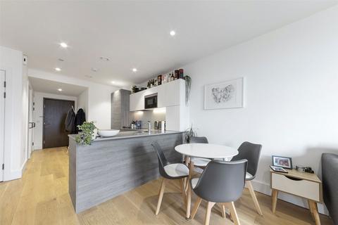 1 bedroom flat for sale, Kingsland High Street, London E8