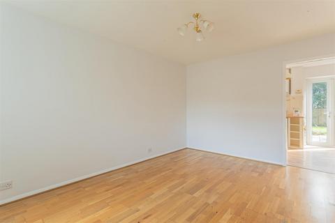 17 Hatton Way, Corsham, SN13 9UW