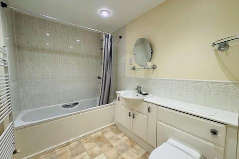 3 bedroom terraced house for sale, Auriga Court, Derby DE1