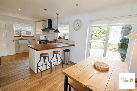 5 Holst Drive, Stoke-on-trent, ST1 6TQ