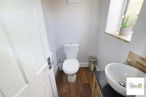5 Holst Drive, Stoke-on-trent, ST1 6TQ