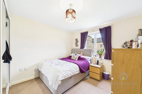 62 Baines Way, Grange Park, Northampton, NN4 5DP
