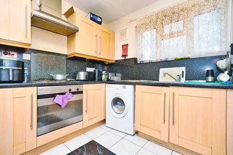 3 bedroom flat to rent, Bream Gardens, Eastham, Newham, London, E6