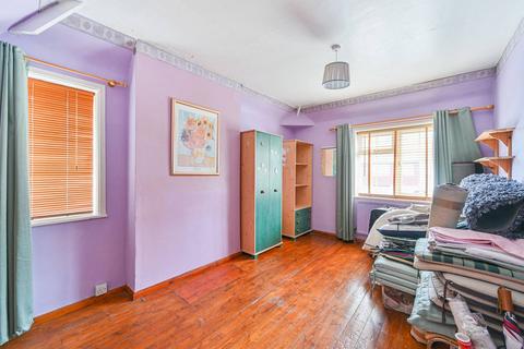 68 Oakridge Road, Bromley, BR1 5QN