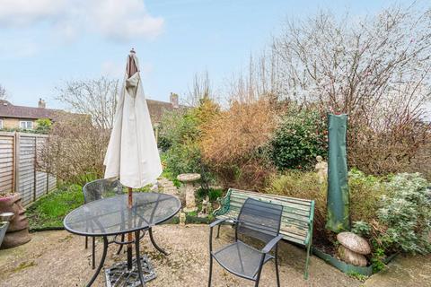 68 Oakridge Road, Bromley, BR1 5QN