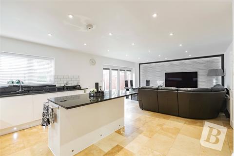 4 bedroom detached bungalow for sale, Holmwood Road, Ilford, IG3