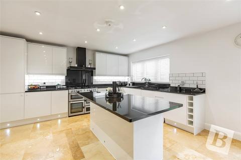 4 bedroom detached bungalow for sale, Holmwood Road, Ilford, IG3